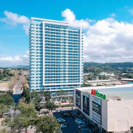 Lifestyle At The Loop Towers Condotel Cagayan de Oro Exterior photo